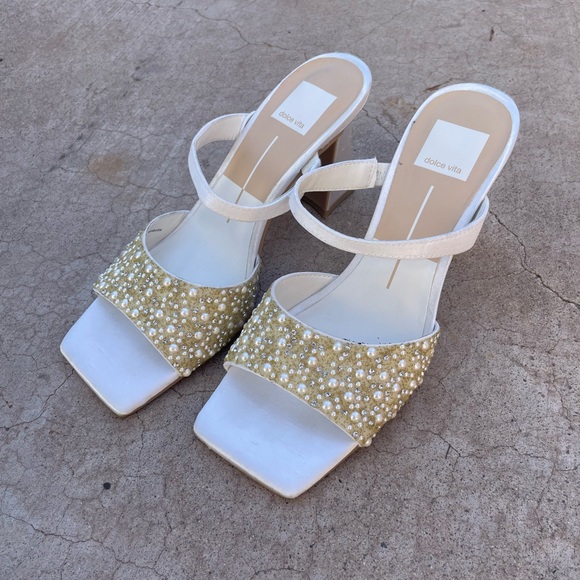 Dolce Vita White and Cream Pearl Heels - Picture 2 of 4